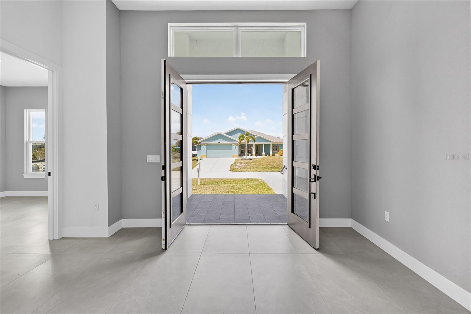 15109 AQUARIUS CIR, PORT CHARLOTTE, FL, 33981