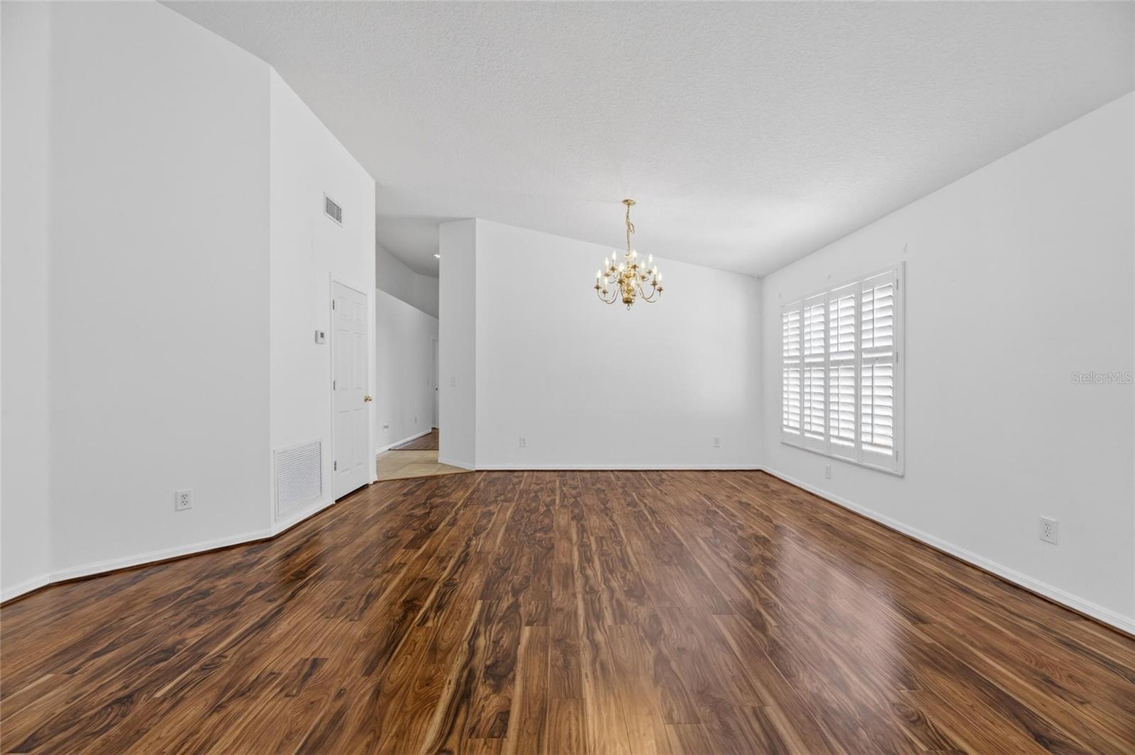 4715 PRESTON WOODS DR, VALRICO, FL, 33596