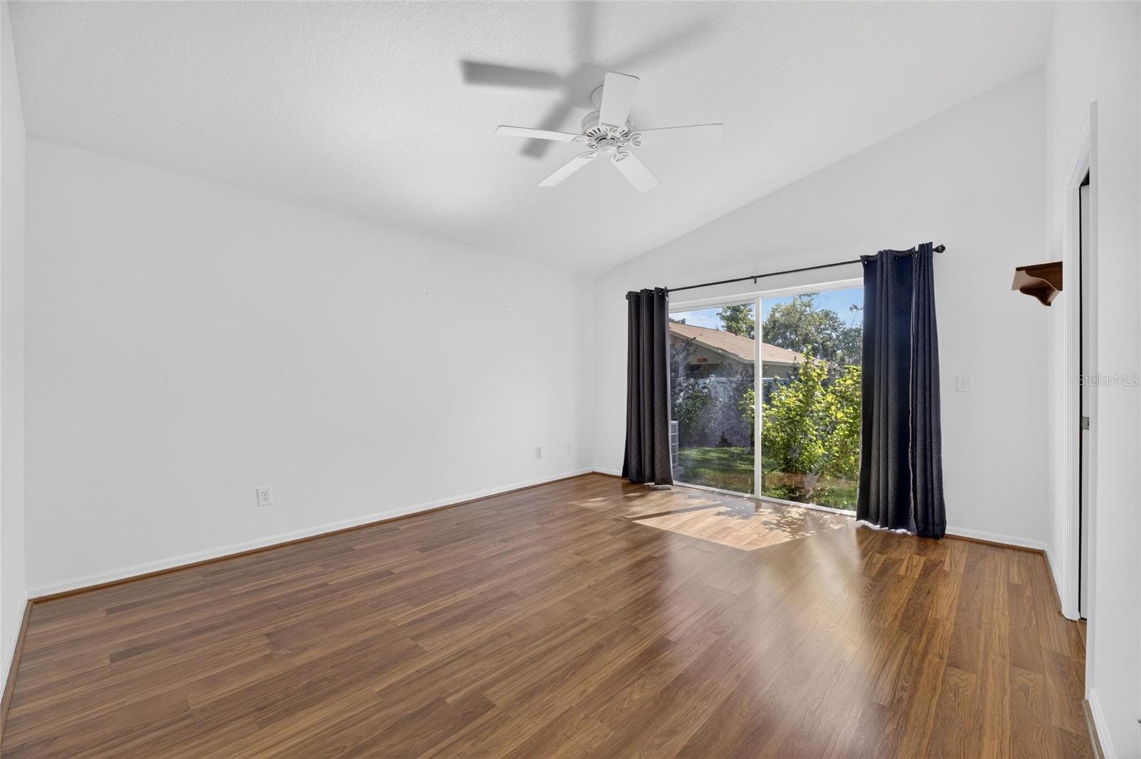 4715 PRESTON WOODS DR, VALRICO, FL, 33596