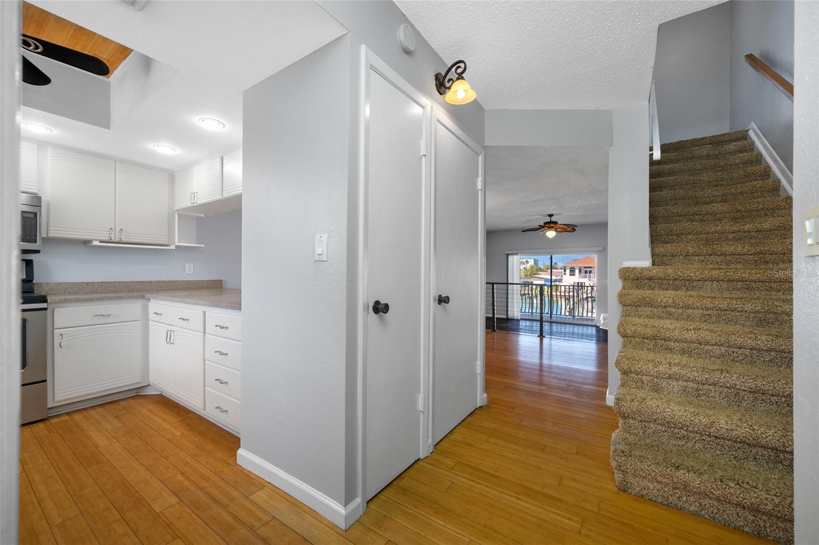 12424 CAPRI CIR N #5, TREASURE ISLAND, FL, 33706