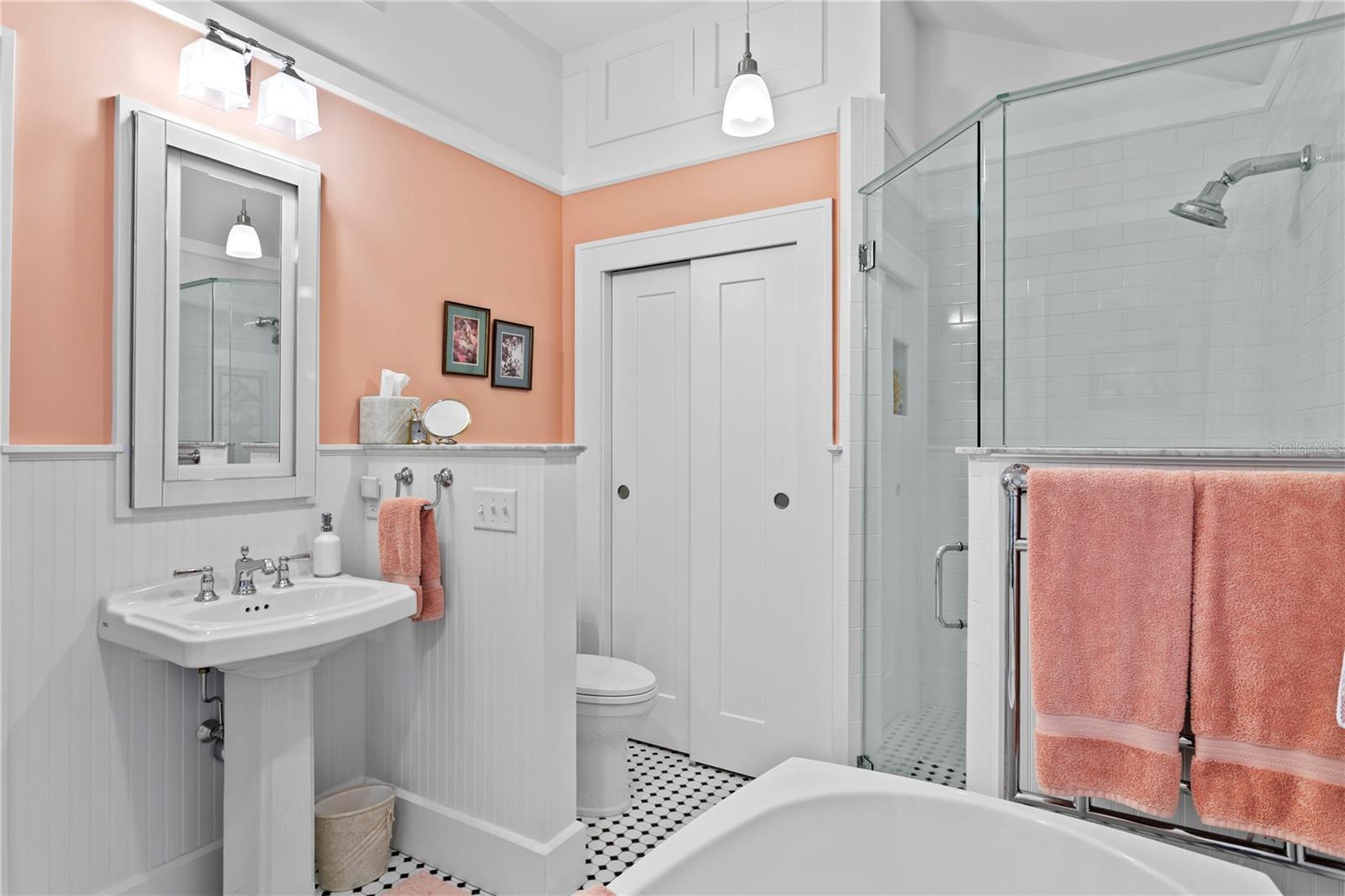 316 9TH AVE NE, ST PETERSBURG, FL, 33701