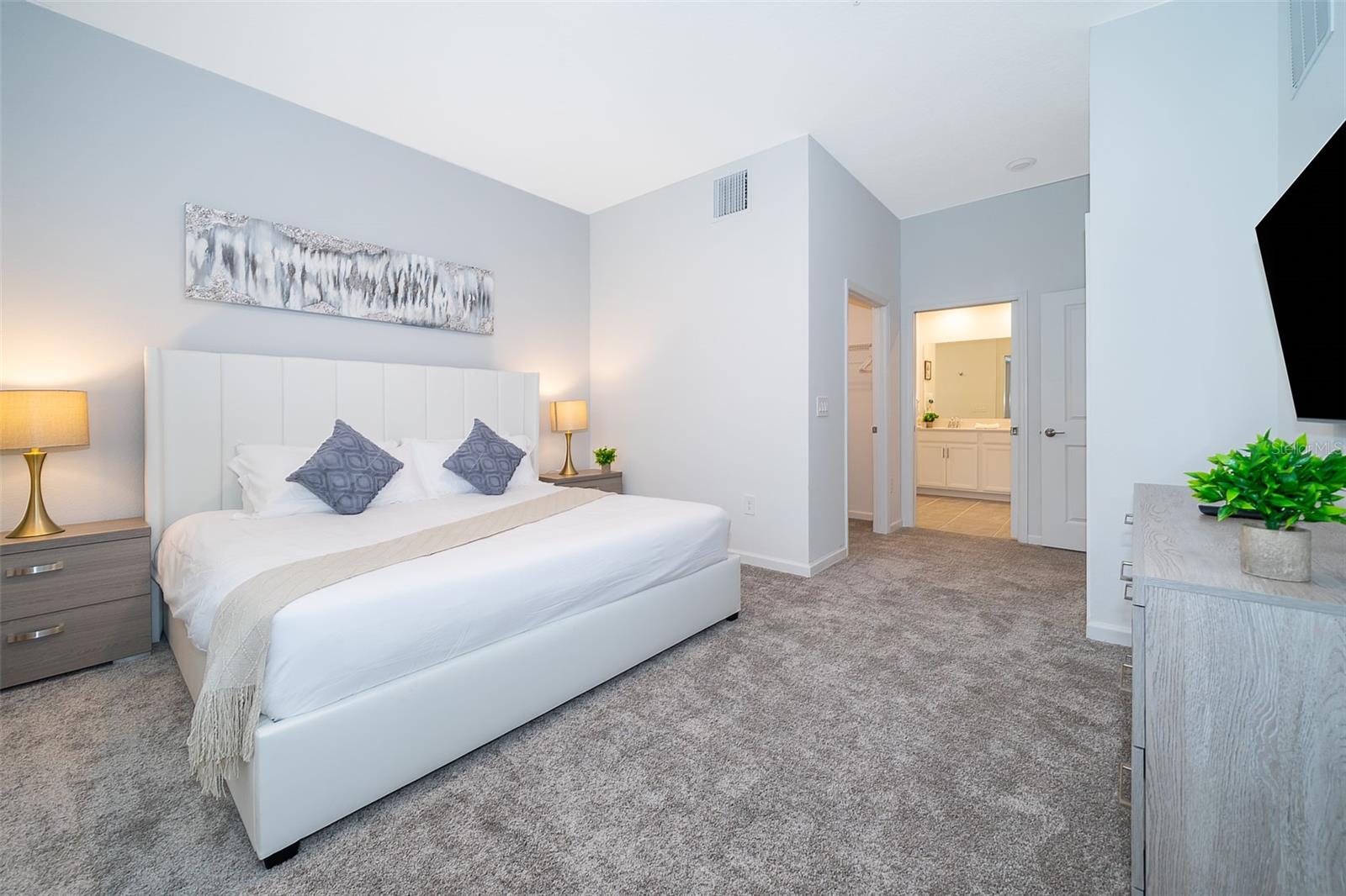 8899 CABOT CLIFFS DR #102, DAVENPORT, FL, 33896