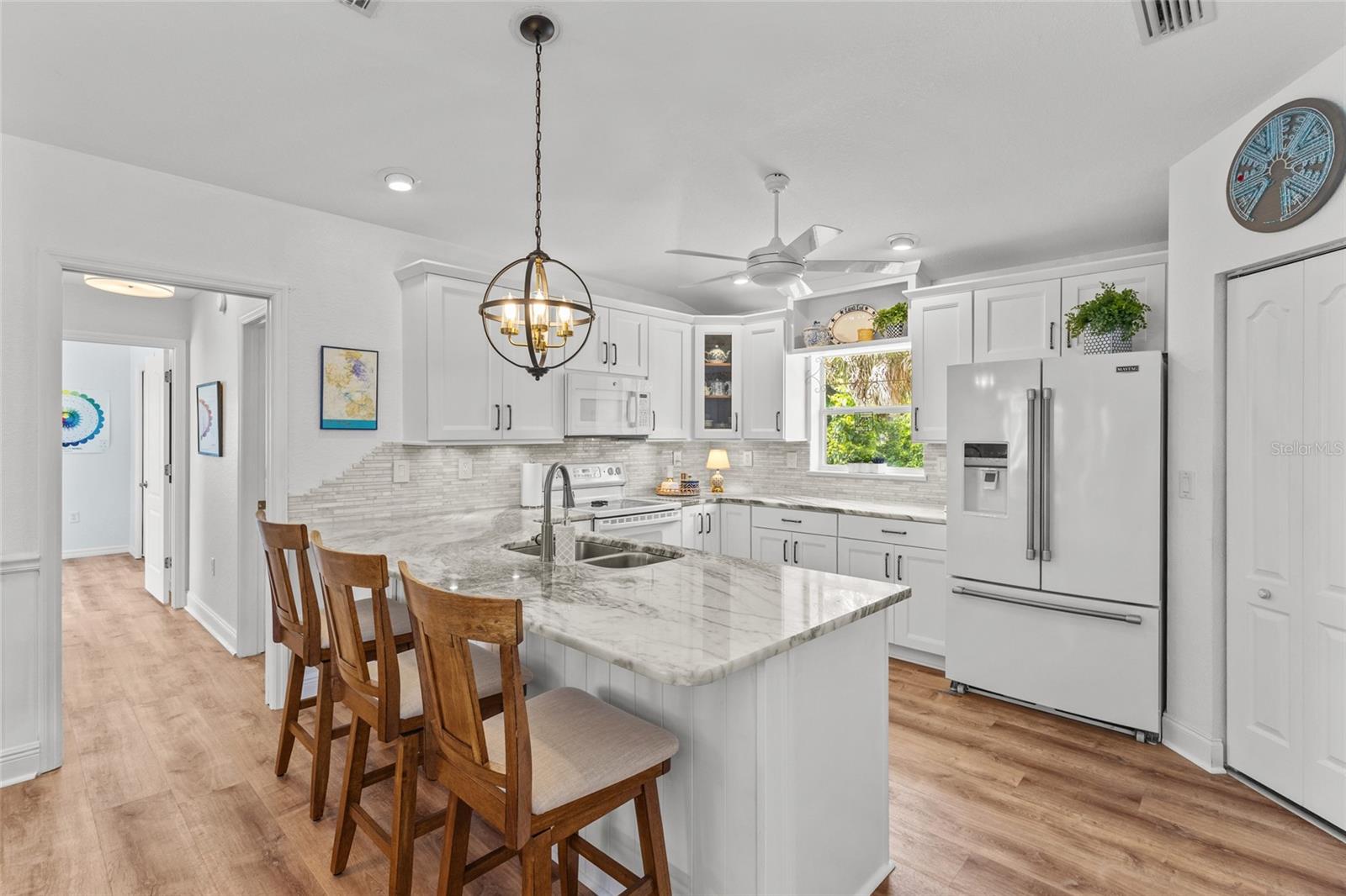 64 BUNKER CT, ROTONDA WEST, FL, 33947