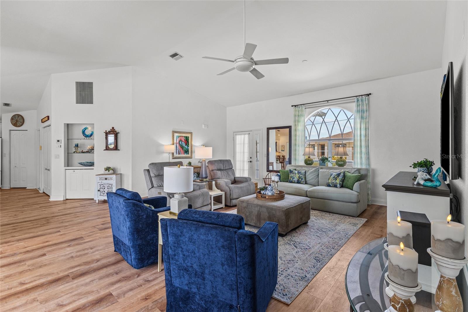 64 BUNKER CT, ROTONDA WEST, FL, 33947