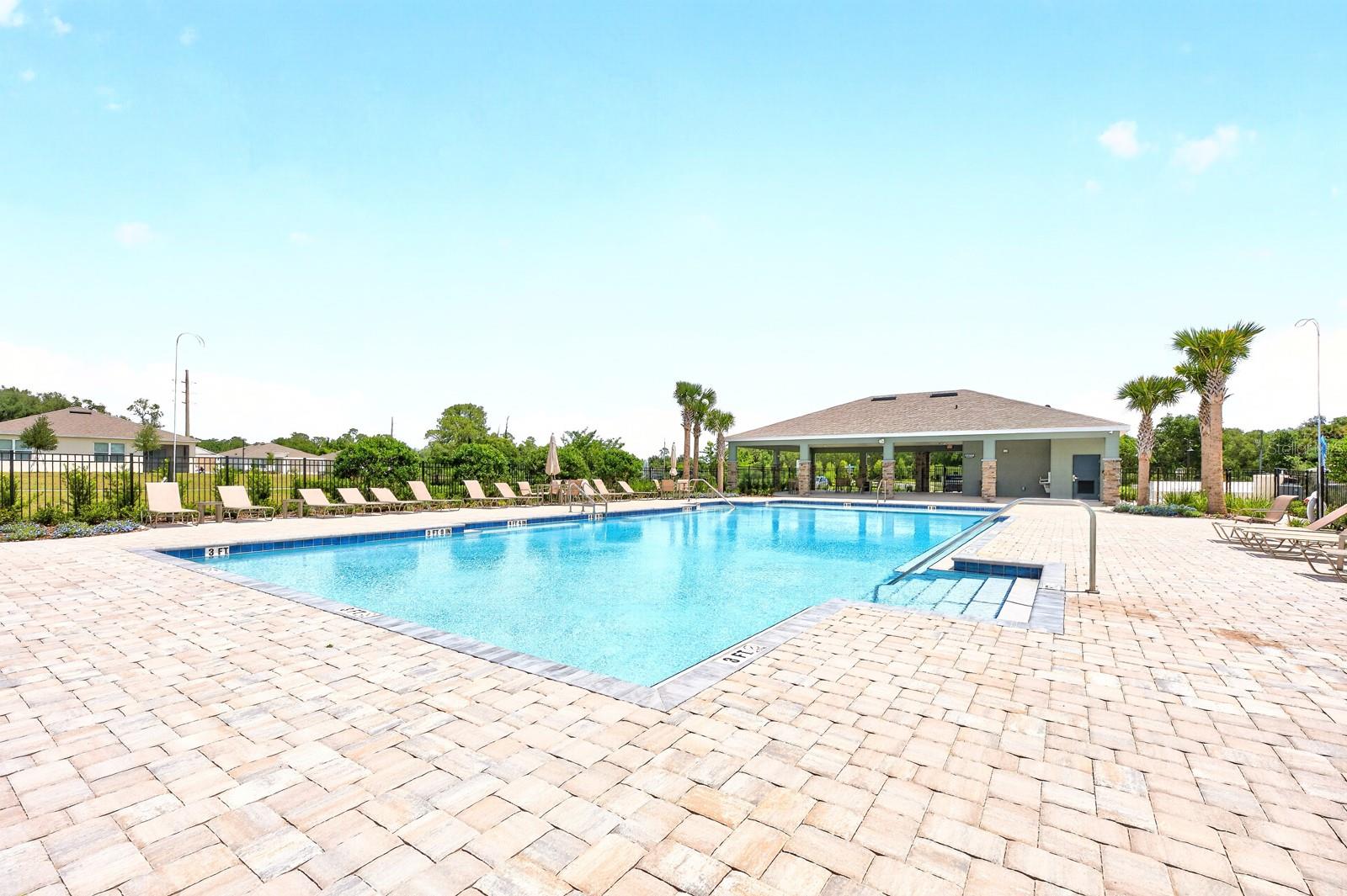 182 AMBERWOOD WAY, UMATILLA, FL, 32784