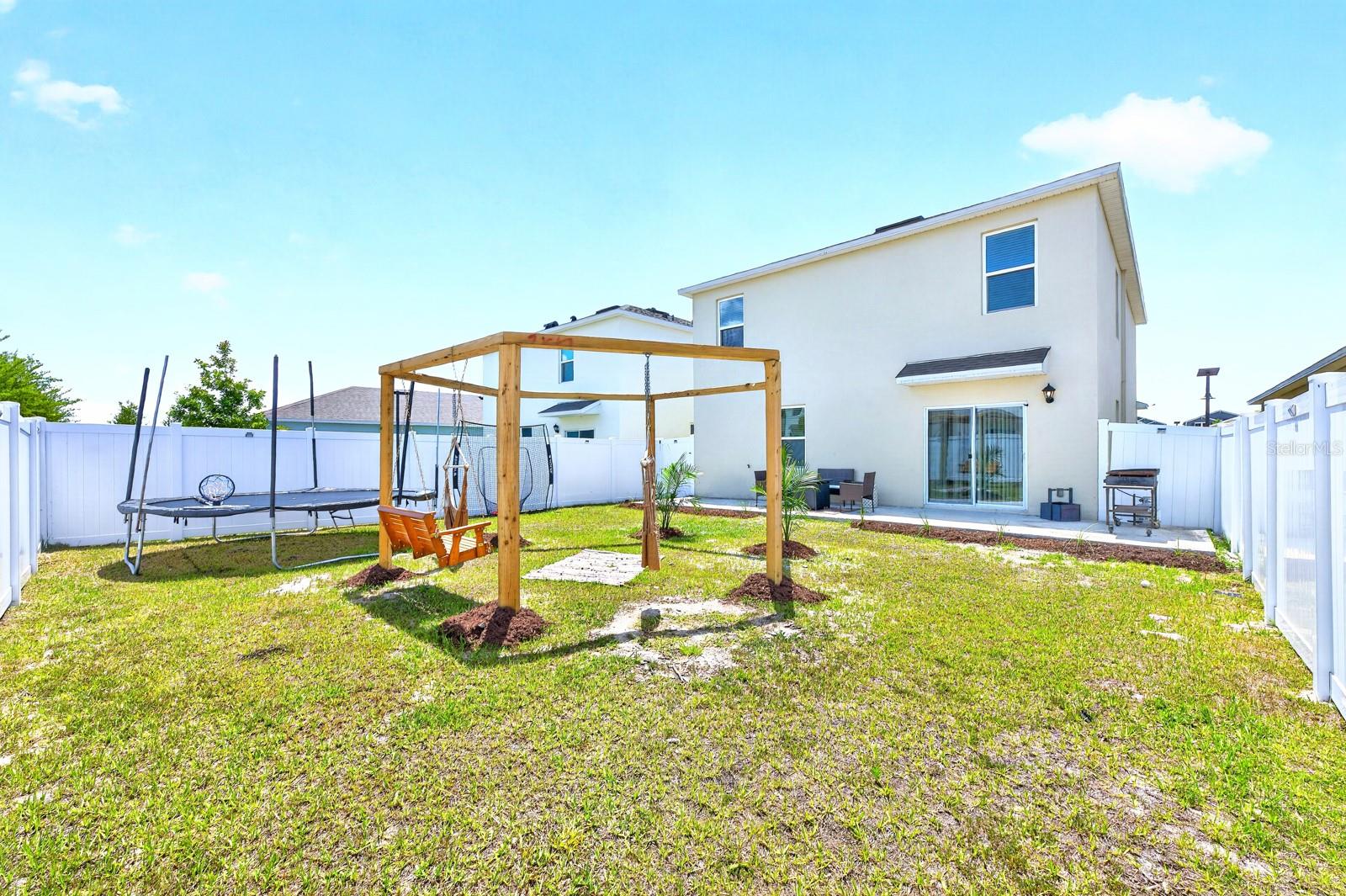 182 AMBERWOOD WAY, UMATILLA, FL, 32784