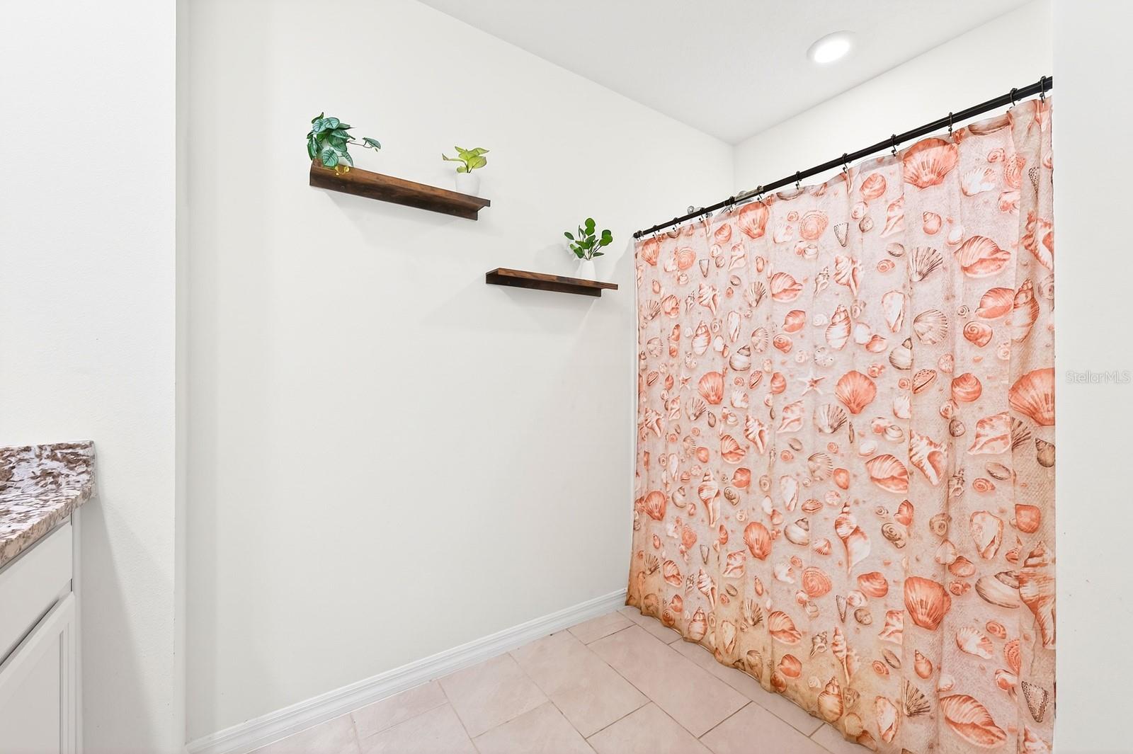 182 AMBERWOOD WAY, UMATILLA, FL, 32784