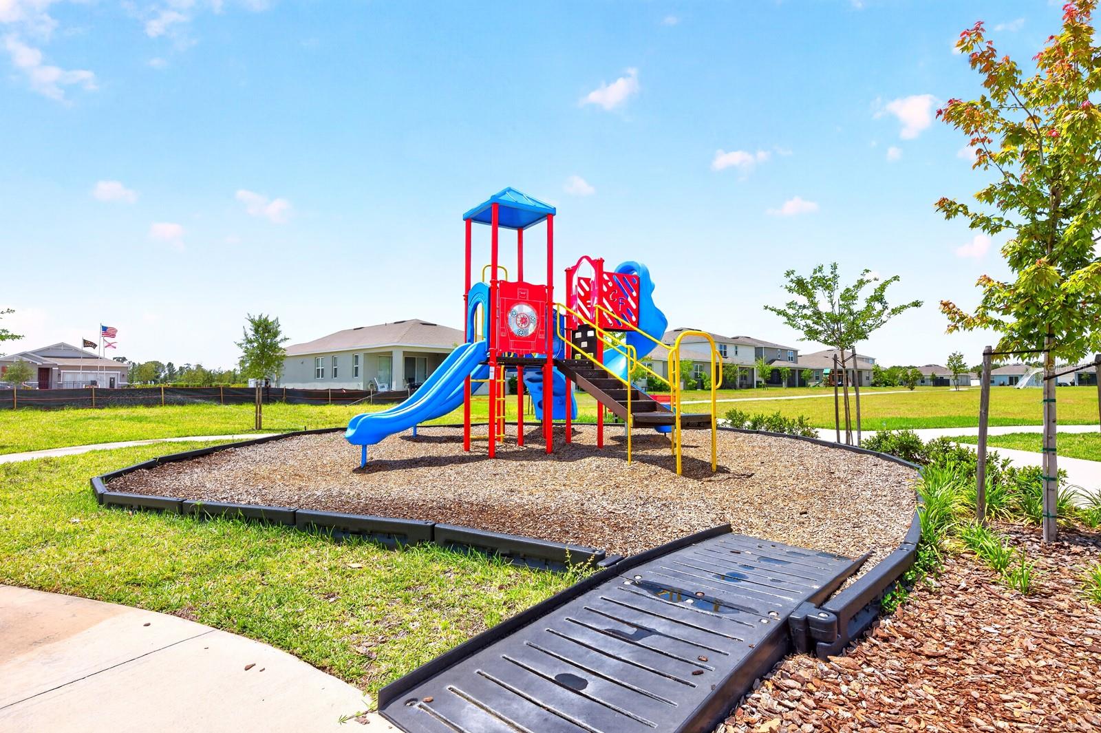 182 AMBERWOOD WAY, UMATILLA, FL, 32784