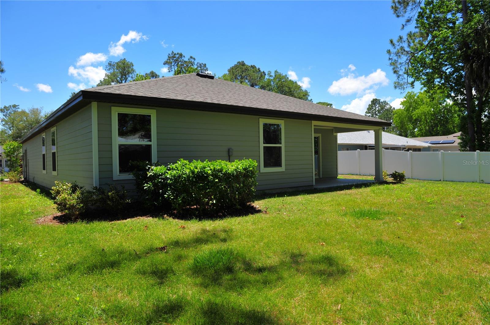 33 PINEAPPLE DR, PALM COAST, FL, 32164