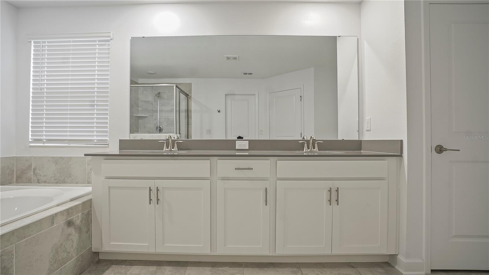 1741 SOURWOOD DR, OCOEE, FL, 34761