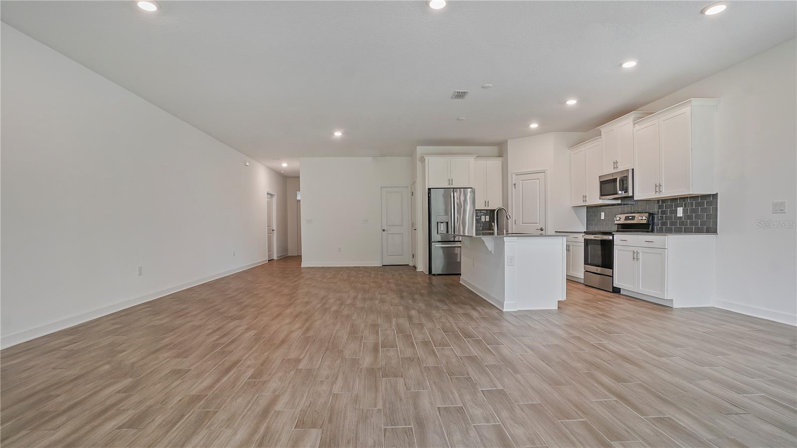 1741 SOURWOOD DR, OCOEE, FL, 34761