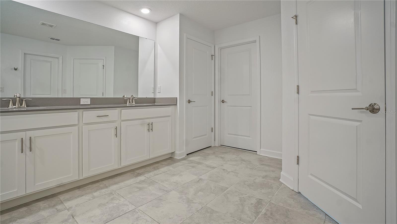 1741 SOURWOOD DR, OCOEE, FL, 34761