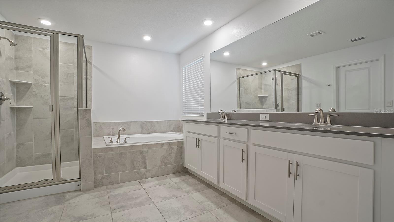 1741 SOURWOOD DR, OCOEE, FL, 34761