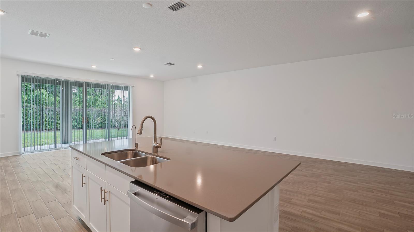 1741 SOURWOOD DR, OCOEE, FL, 34761