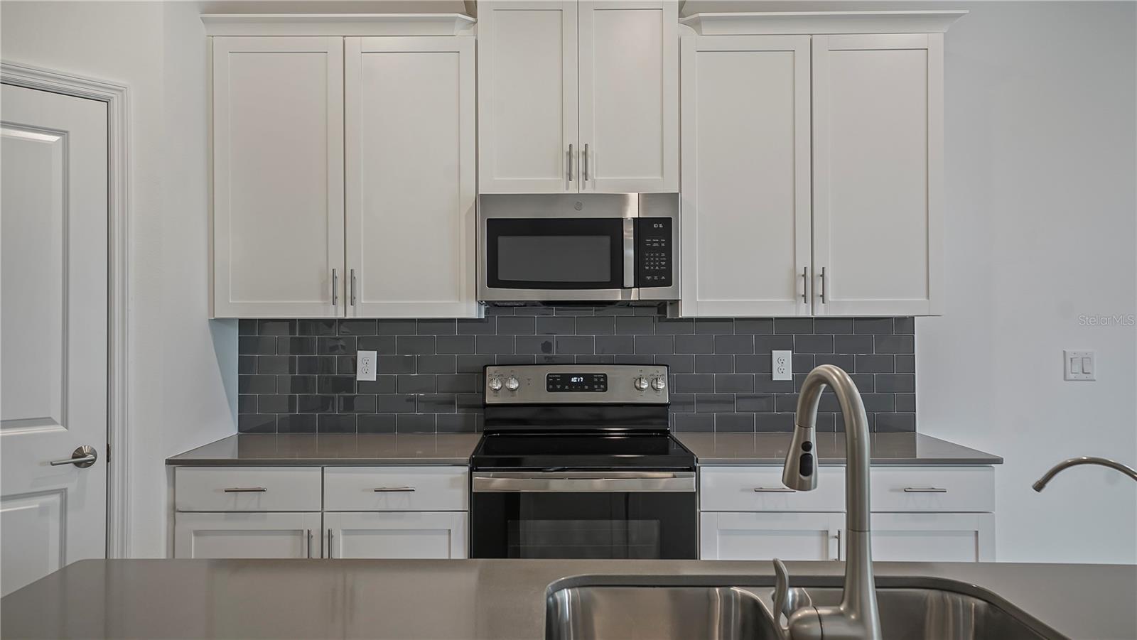 1741 SOURWOOD DR, OCOEE, FL, 34761