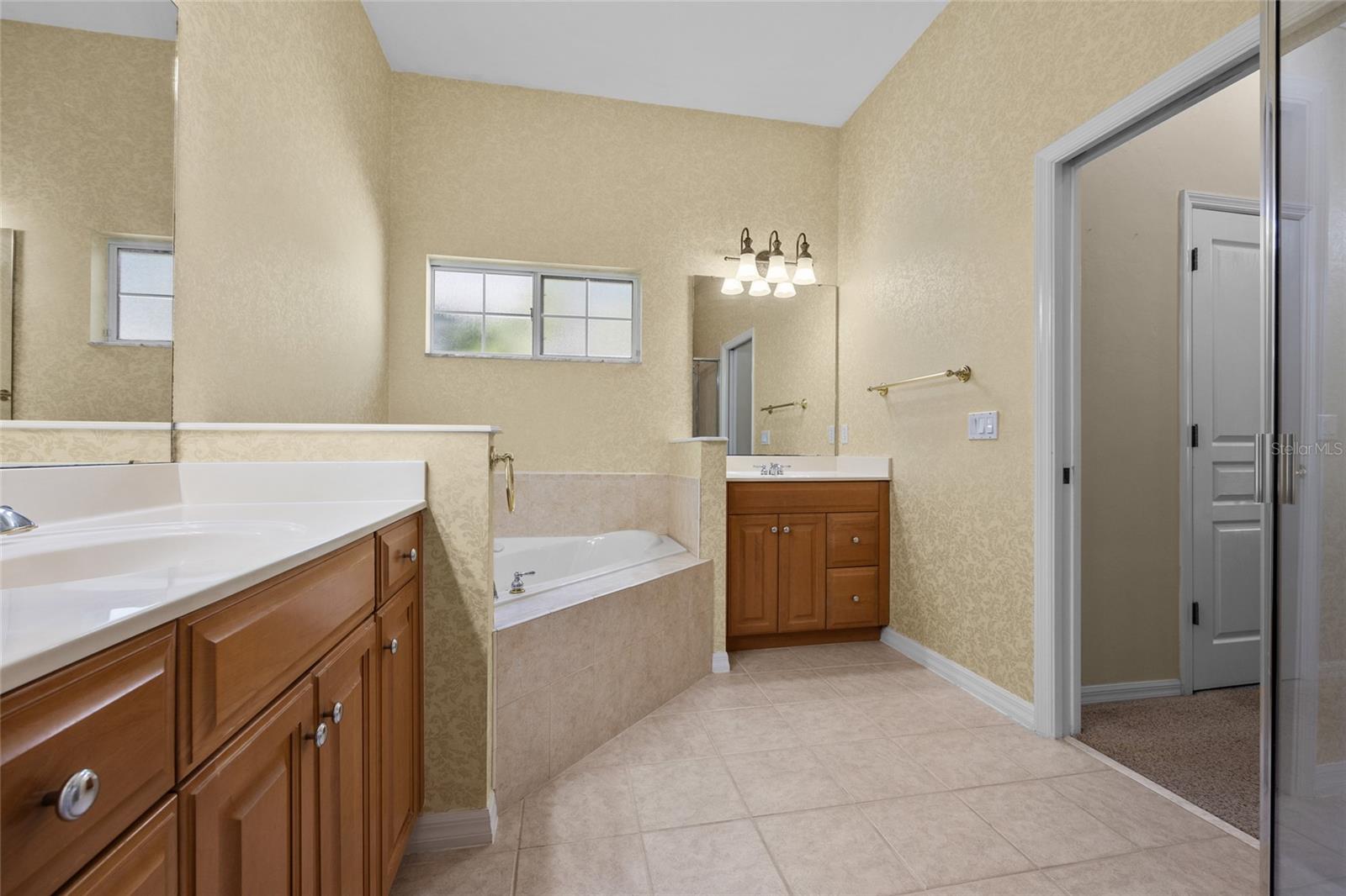 8336 SW 8TH PL, GAINESVILLE, FL, 32607