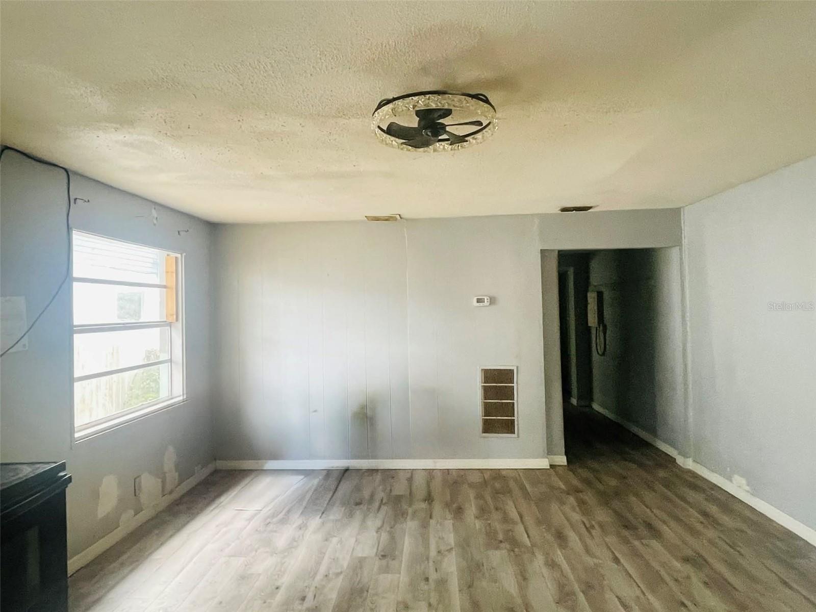 8716 N TANGERINE PL, TAMPA, FL, 33617