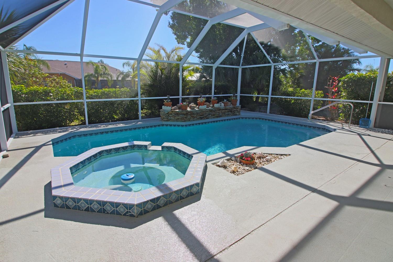 32 BARILOCHE DR, PUNTA GORDA, FL, 33983