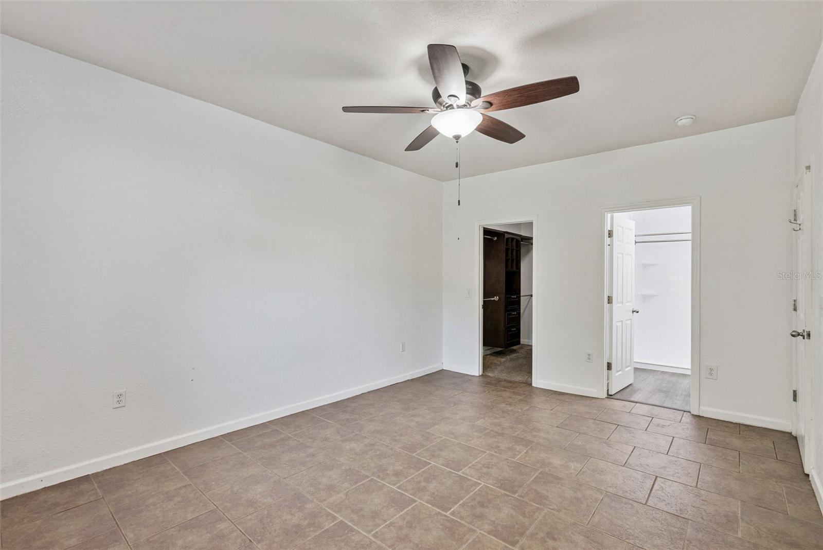 311 W LEWIS AVE, APOPKA, FL, 32712