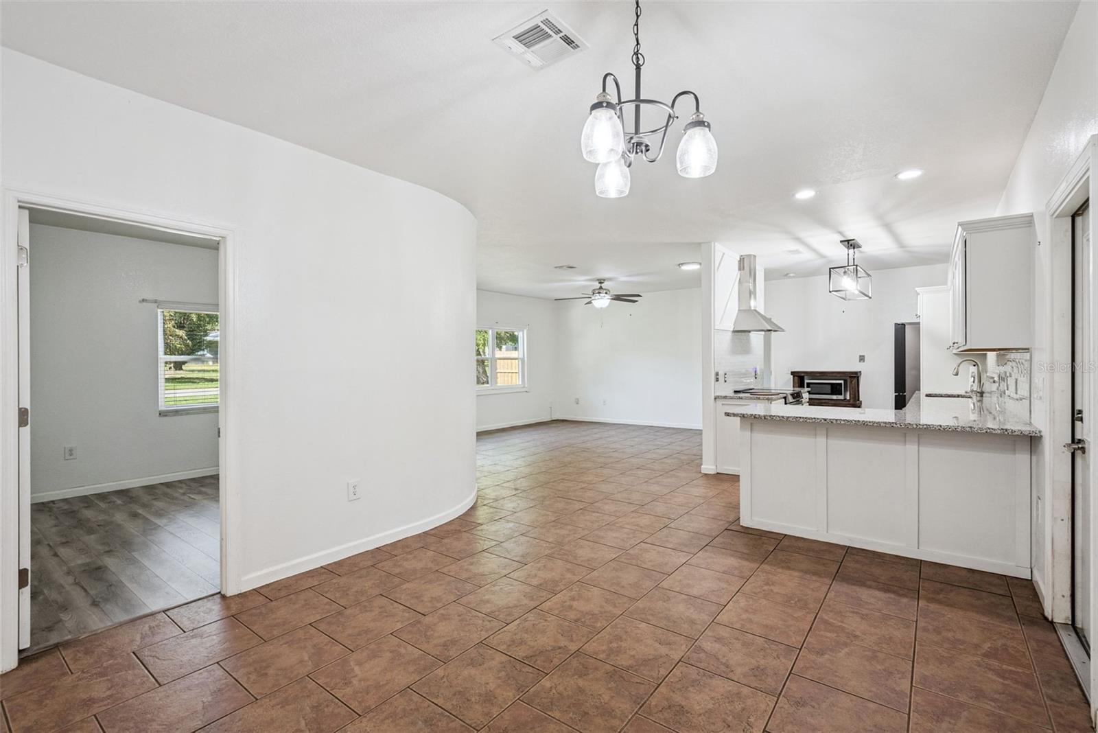 311 W LEWIS AVE, APOPKA, FL, 32712