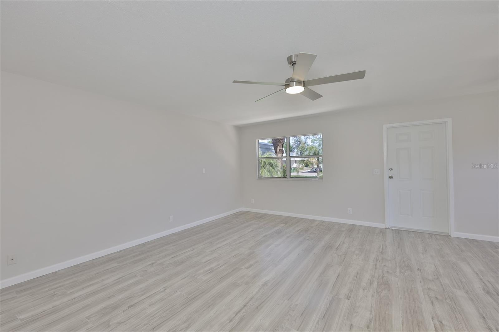1802 BEDFORD TER #184, SUN CITY CENTER, FL, 33573