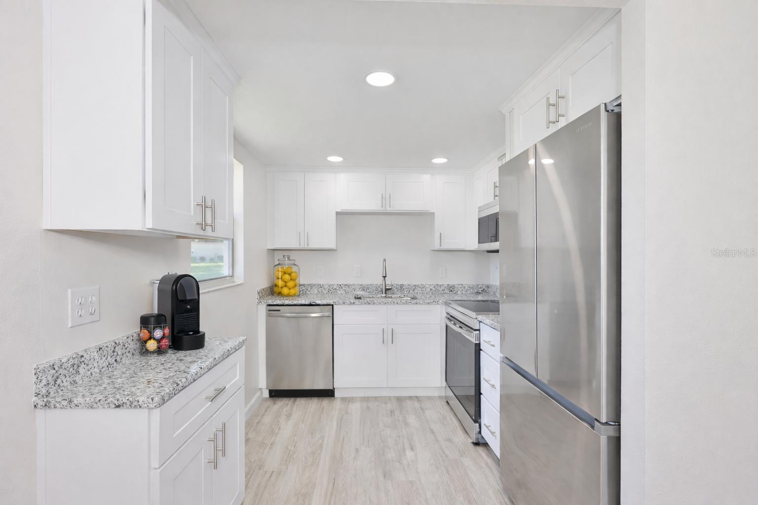 1802 BEDFORD TER #184, SUN CITY CENTER, FL, 33573