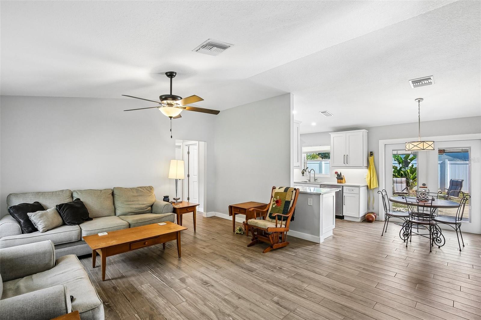 4390 TROUT DR SE, ST PETERSBURG, FL, 33705