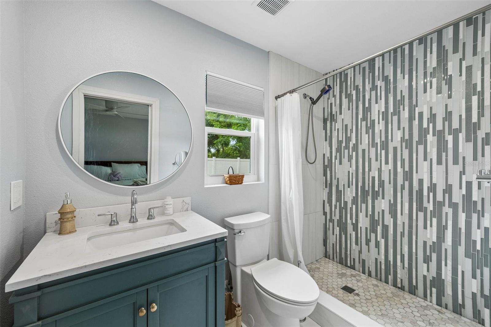 4390 TROUT DR SE, ST PETERSBURG, FL, 33705