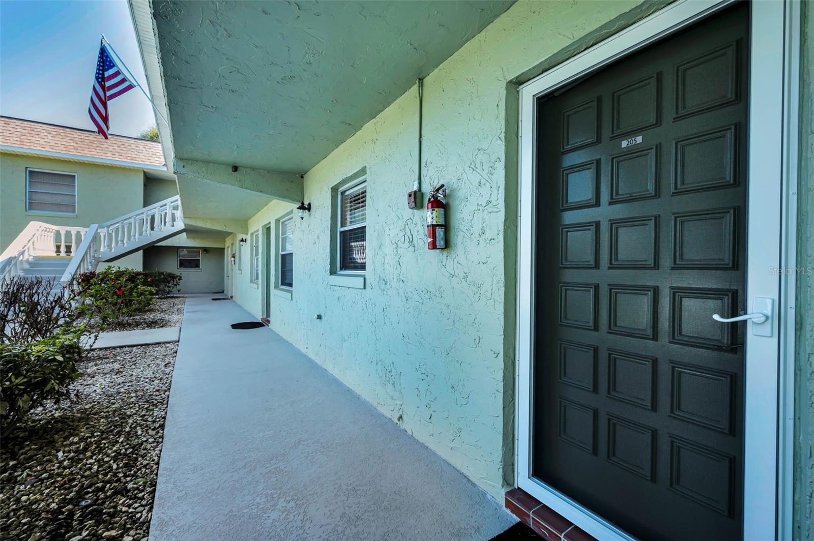 1250 S PINELLAS AVE #205, TARPON SPRINGS, FL, 34689