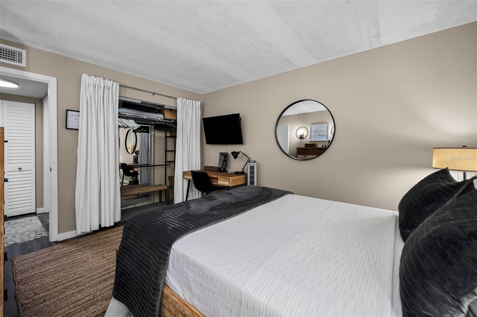 1250 S PINELLAS AVE #205, TARPON SPRINGS, FL, 34689