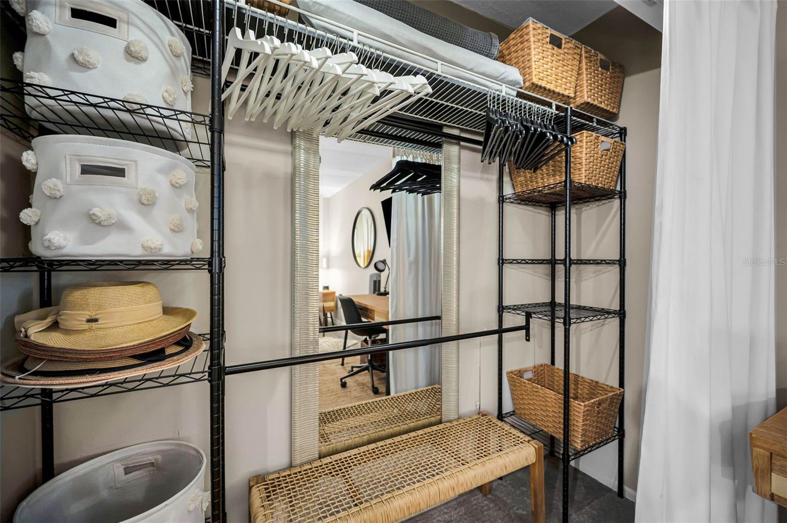 1250 S PINELLAS AVE #205, TARPON SPRINGS, FL, 34689