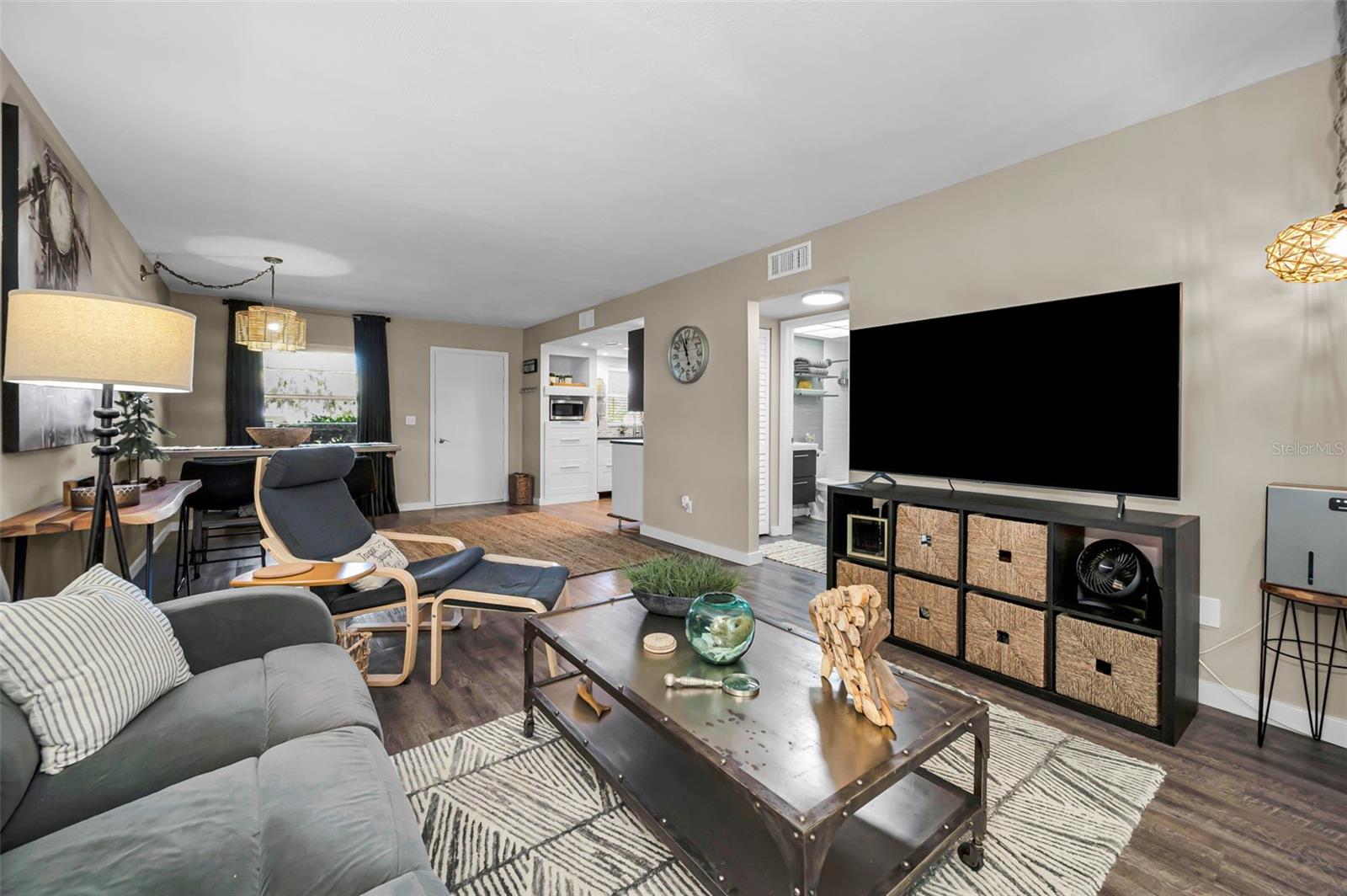 1250 S PINELLAS AVE #205, TARPON SPRINGS, FL, 34689