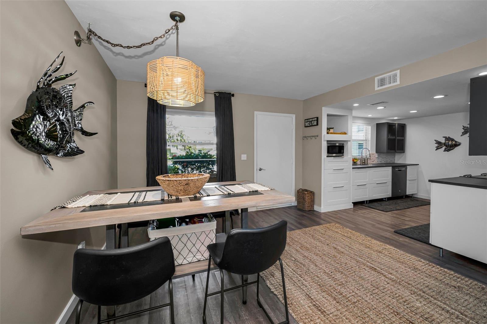 1250 S PINELLAS AVE #205, TARPON SPRINGS, FL, 34689