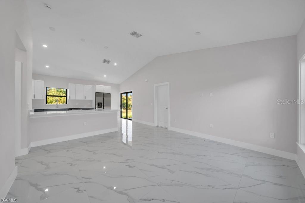644 WOODCREST DR, LEHIGH ACRES, FL, 33972
