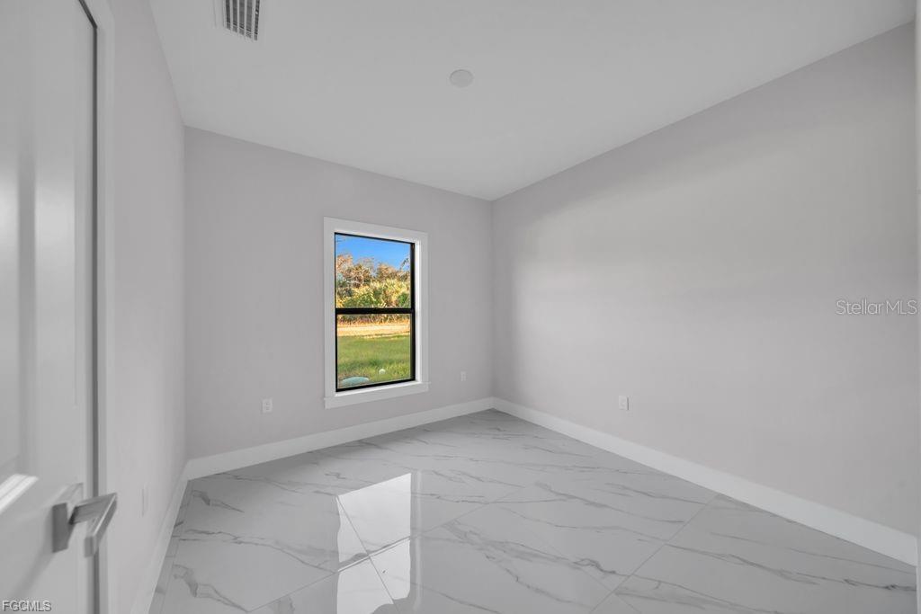644 WOODCREST DR, LEHIGH ACRES, FL, 33972