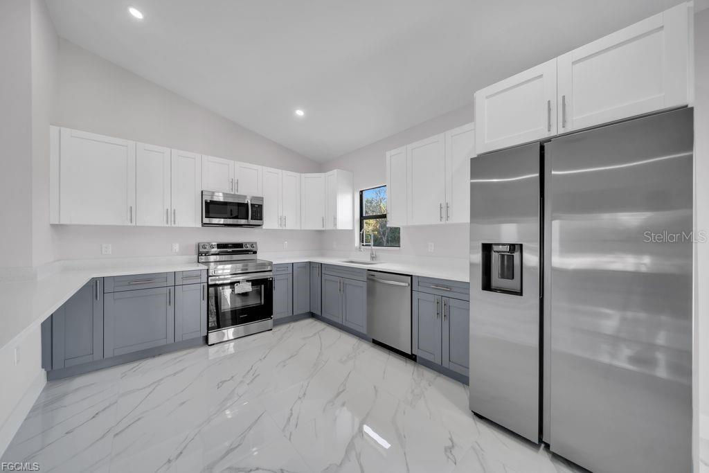 644 WOODCREST DR, LEHIGH ACRES, FL, 33972