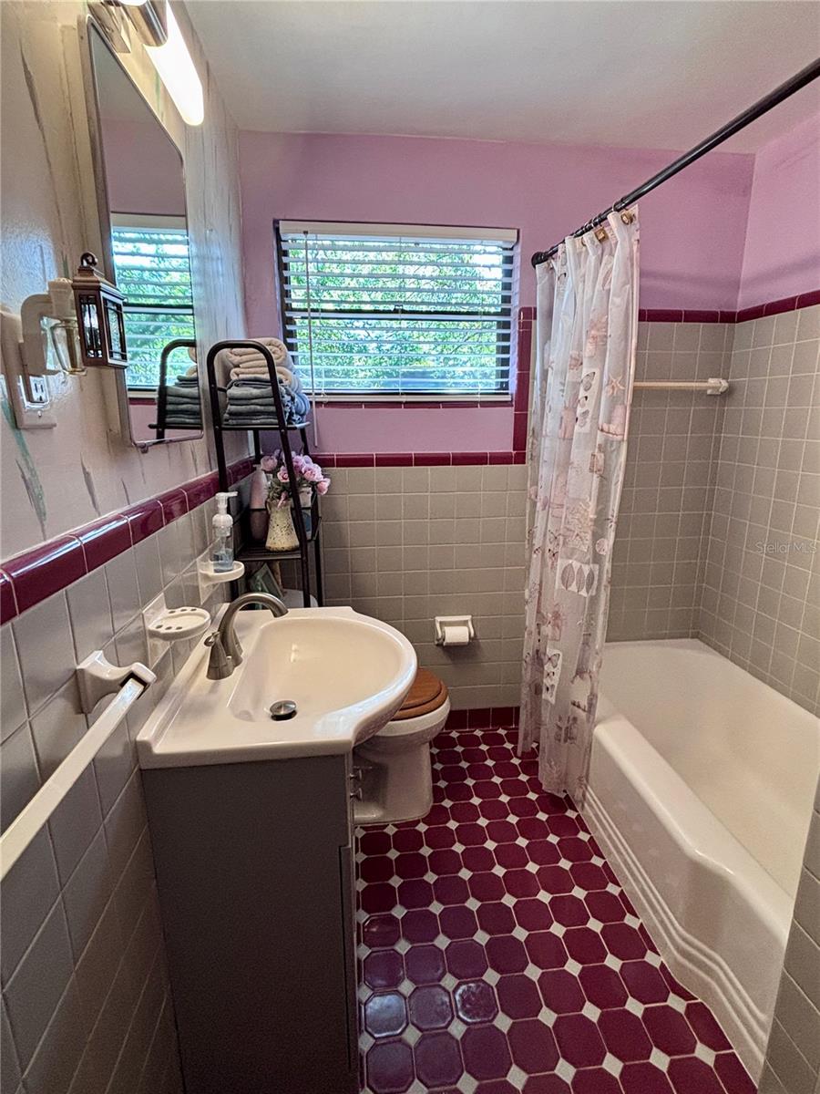 3137 NW 6TH ST, GAINESVILLE, FL, 32609