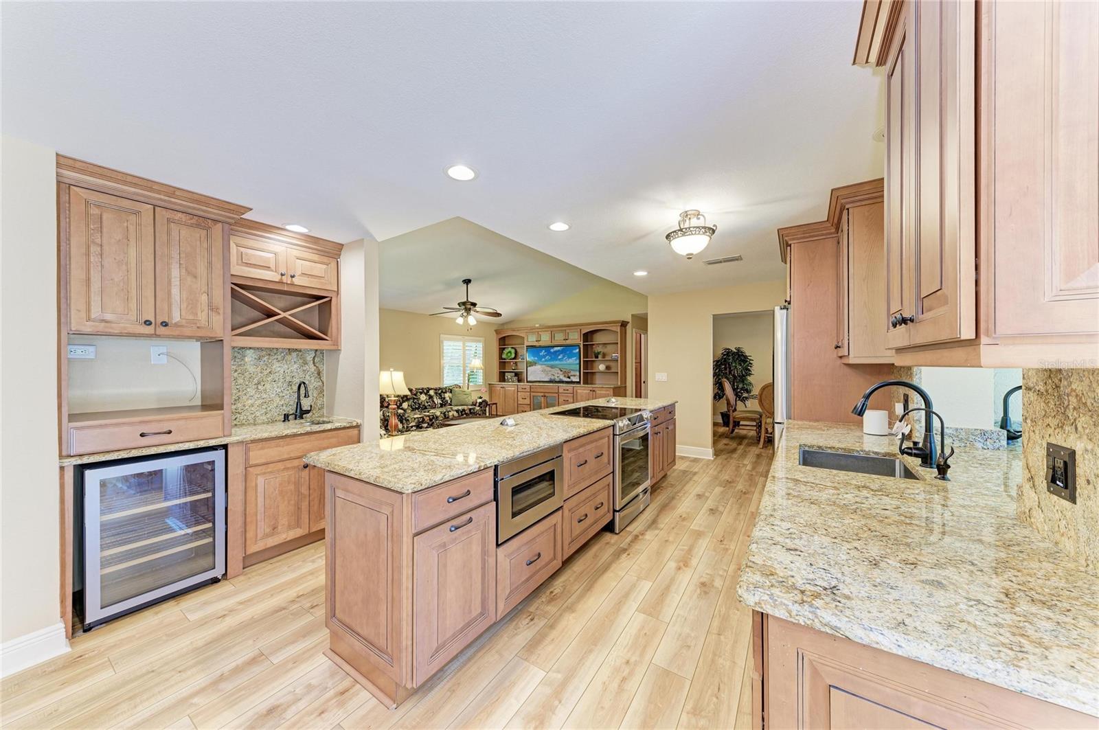 3168 WILLOW SPRINGS CIR, VENICE, FL, 34293