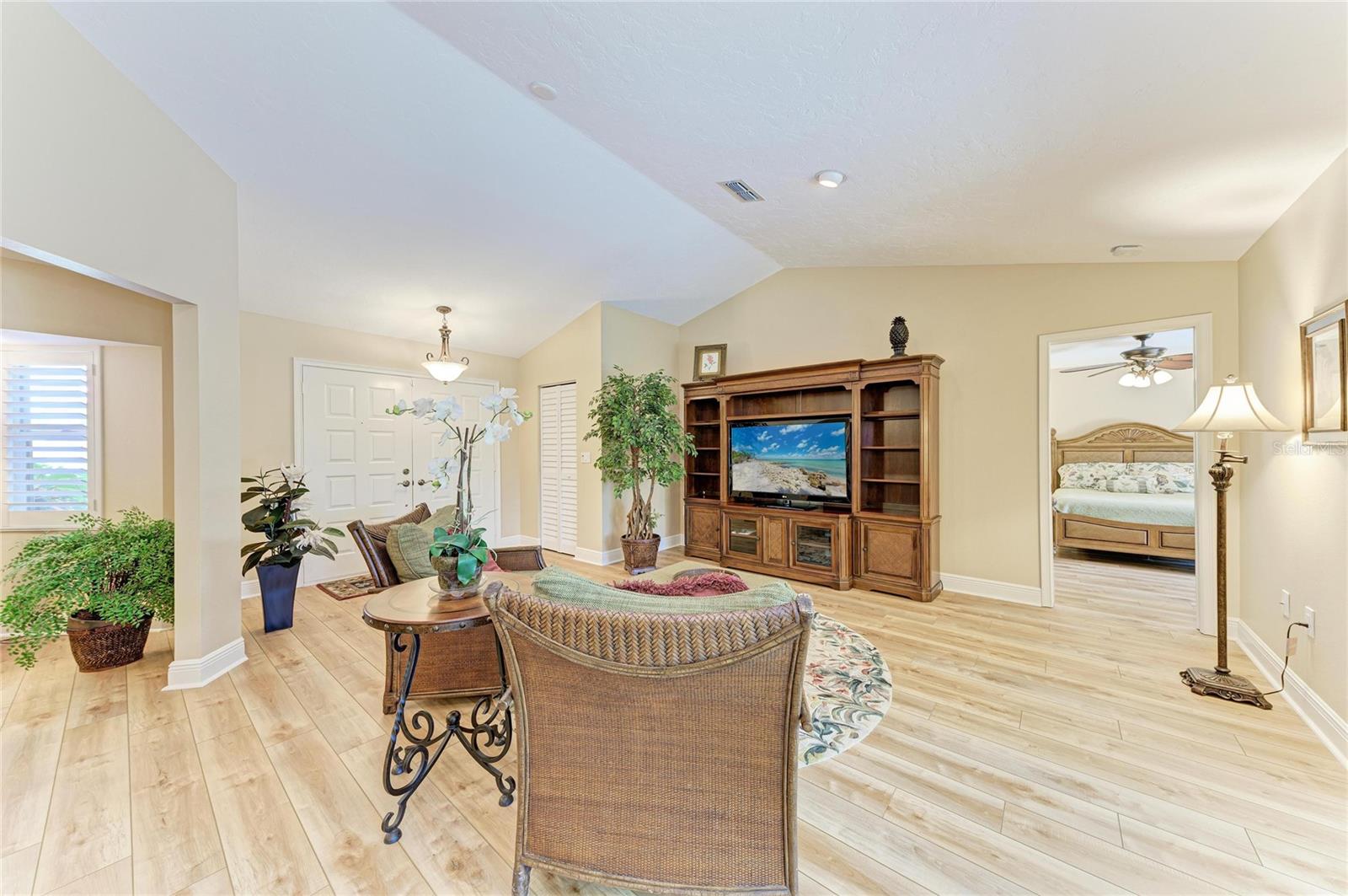 3168 WILLOW SPRINGS CIR, VENICE, FL, 34293