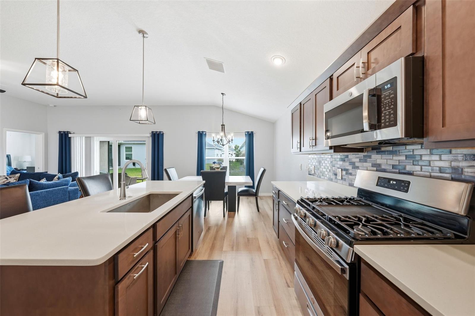 6722 MESKER PL, THE VILLAGES, FL, 34762