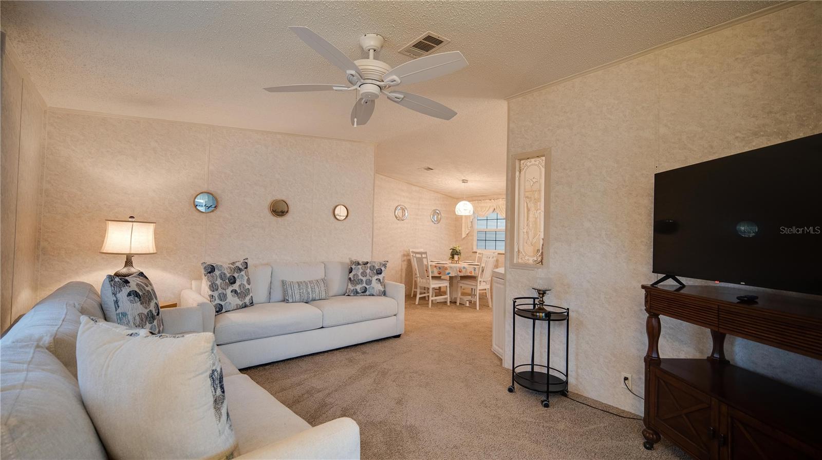 226 DOUGLAS PARK AVE, DAVENPORT, FL, 33897