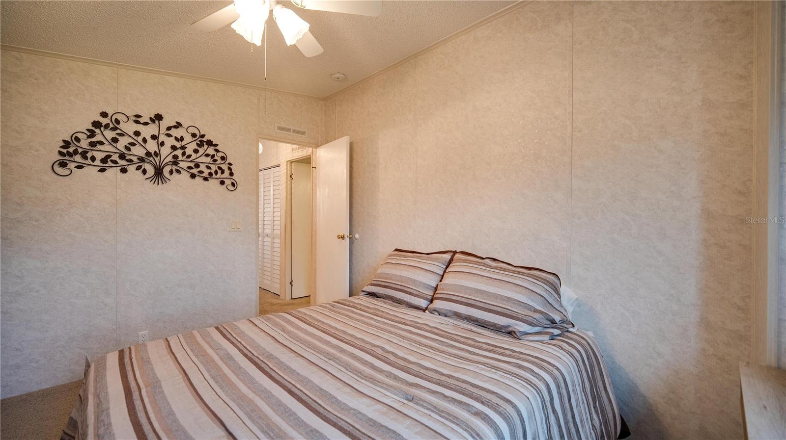 226 DOUGLAS PARK AVE, DAVENPORT, FL, 33897