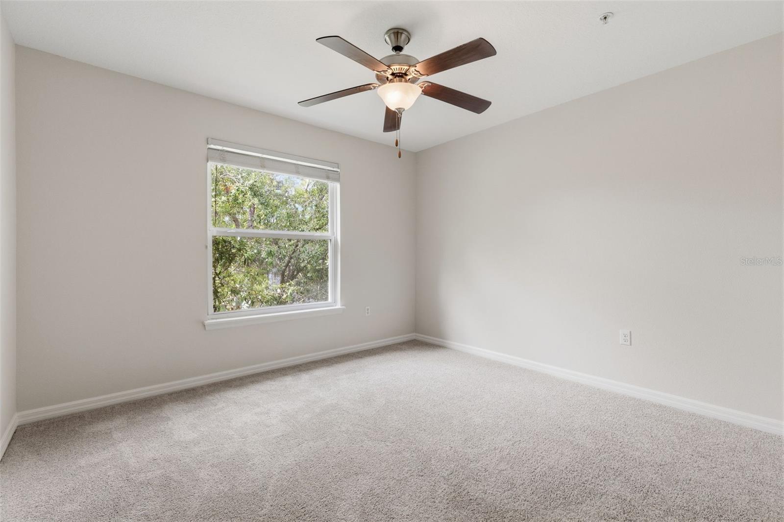 8505 ANDALUCIA FIELD DR, TEMPLE TERRACE, FL, 33637