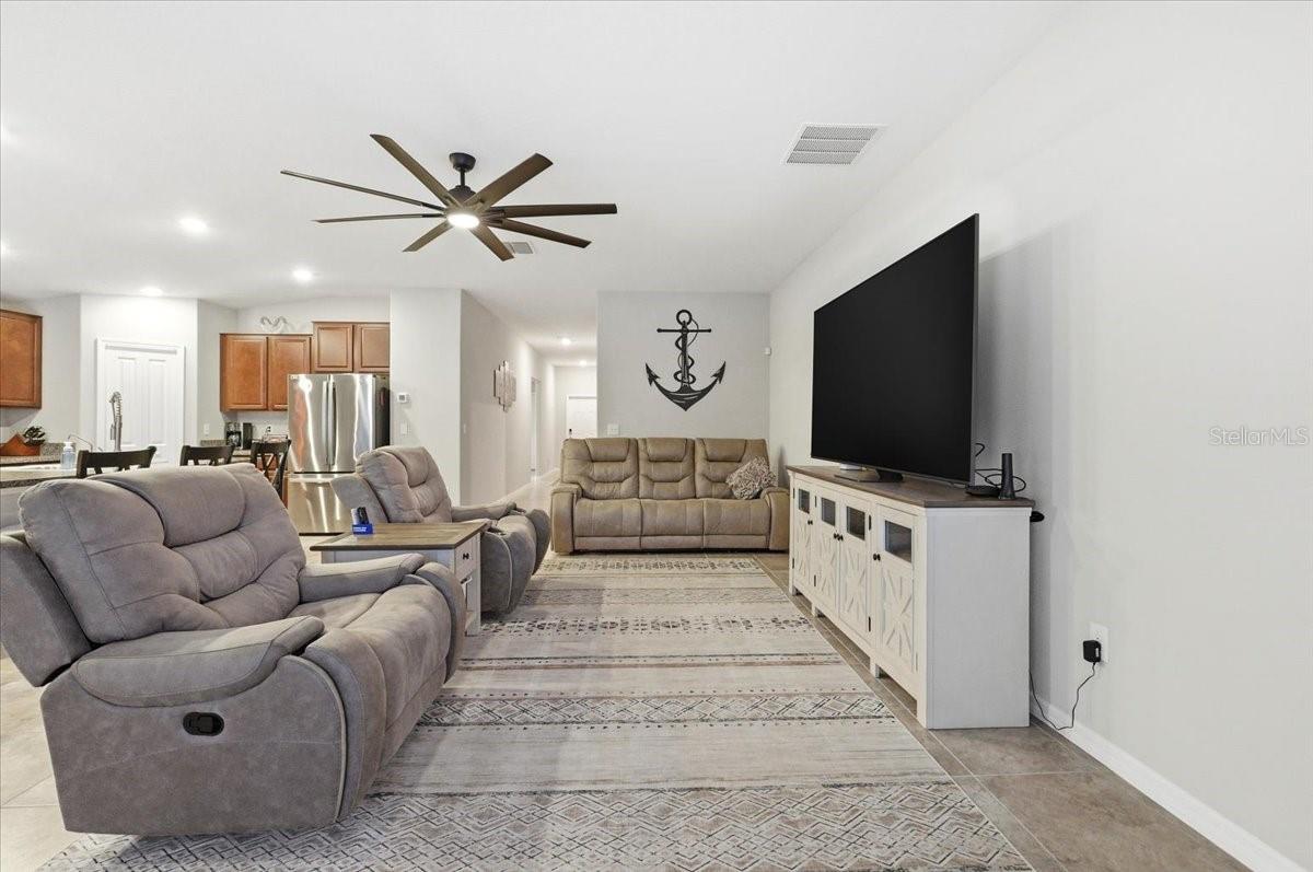 936 ZONE TAILED HAWK PL, RUSKIN, FL, 33570