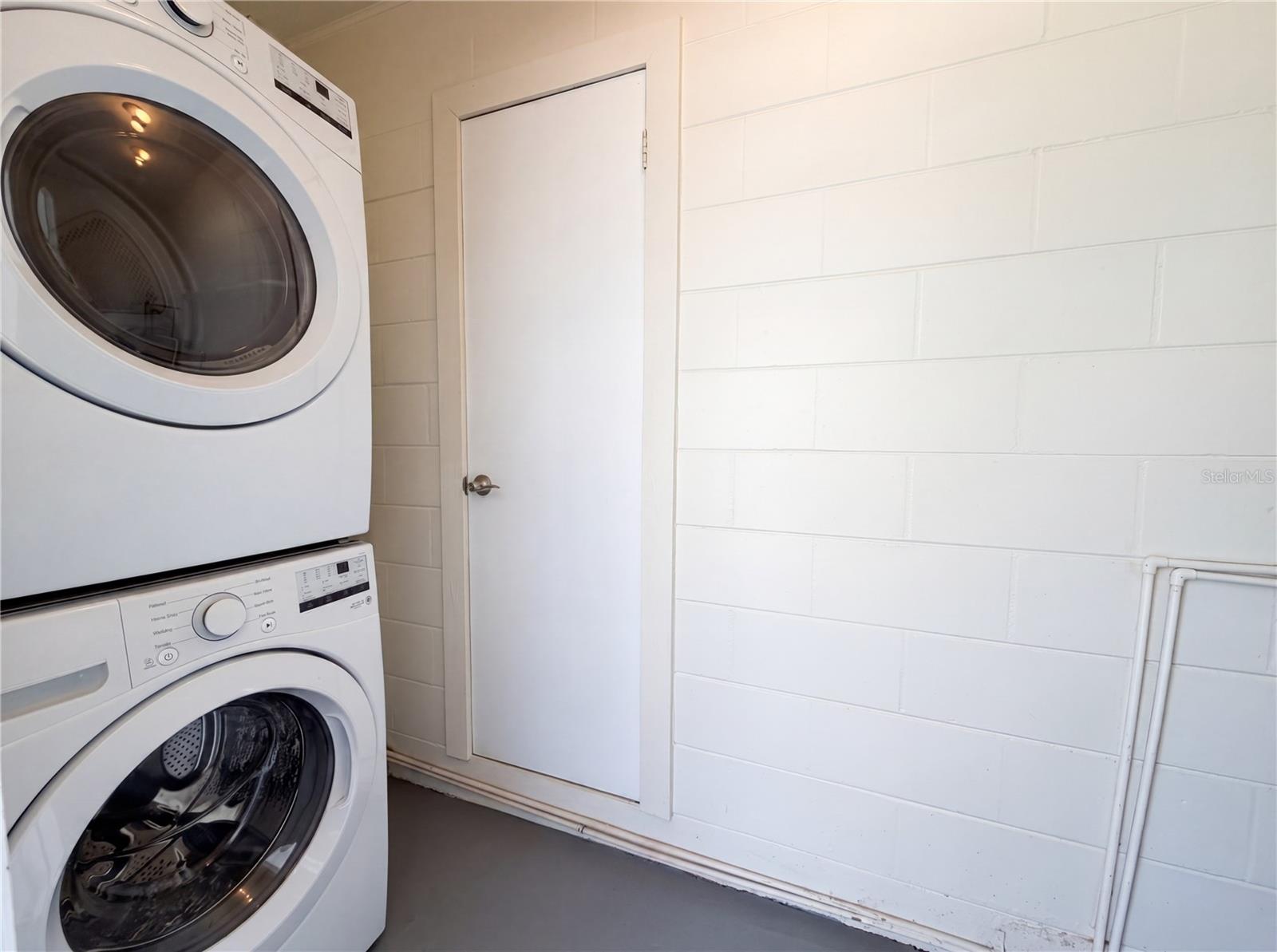 829 E 4TH ST, ENGLEWOOD, FL, 34223