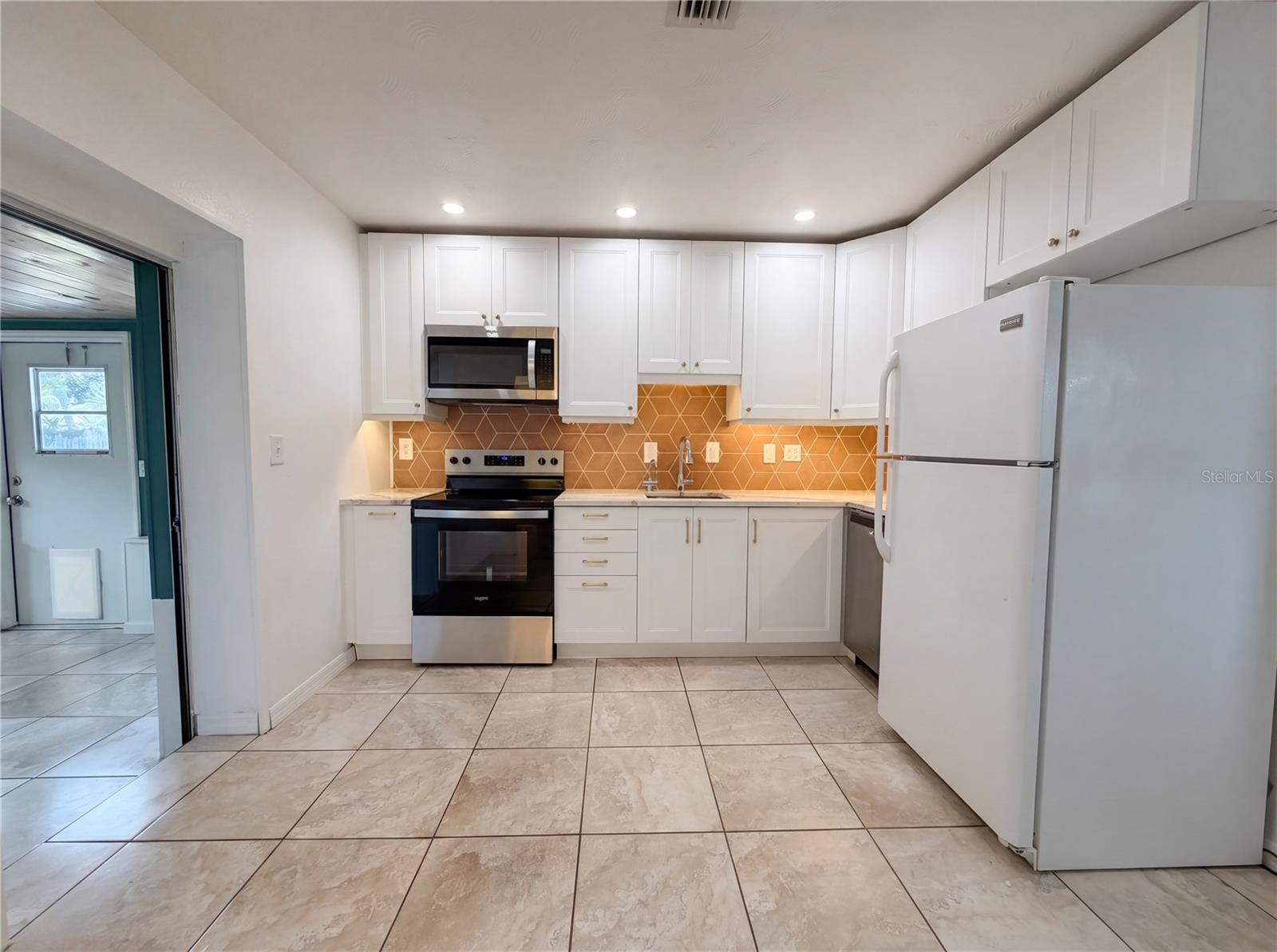 829 E 4TH ST, ENGLEWOOD, FL, 34223