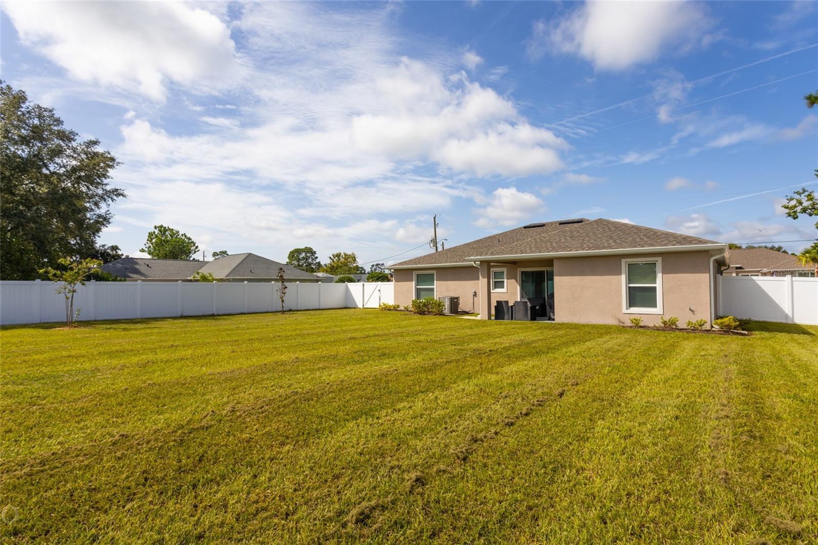 43 FREELAND LN, PALM COAST, FL, 32137