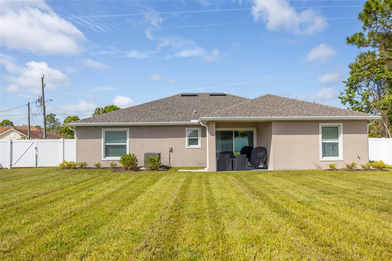 43 FREELAND LN, PALM COAST, FL, 32137