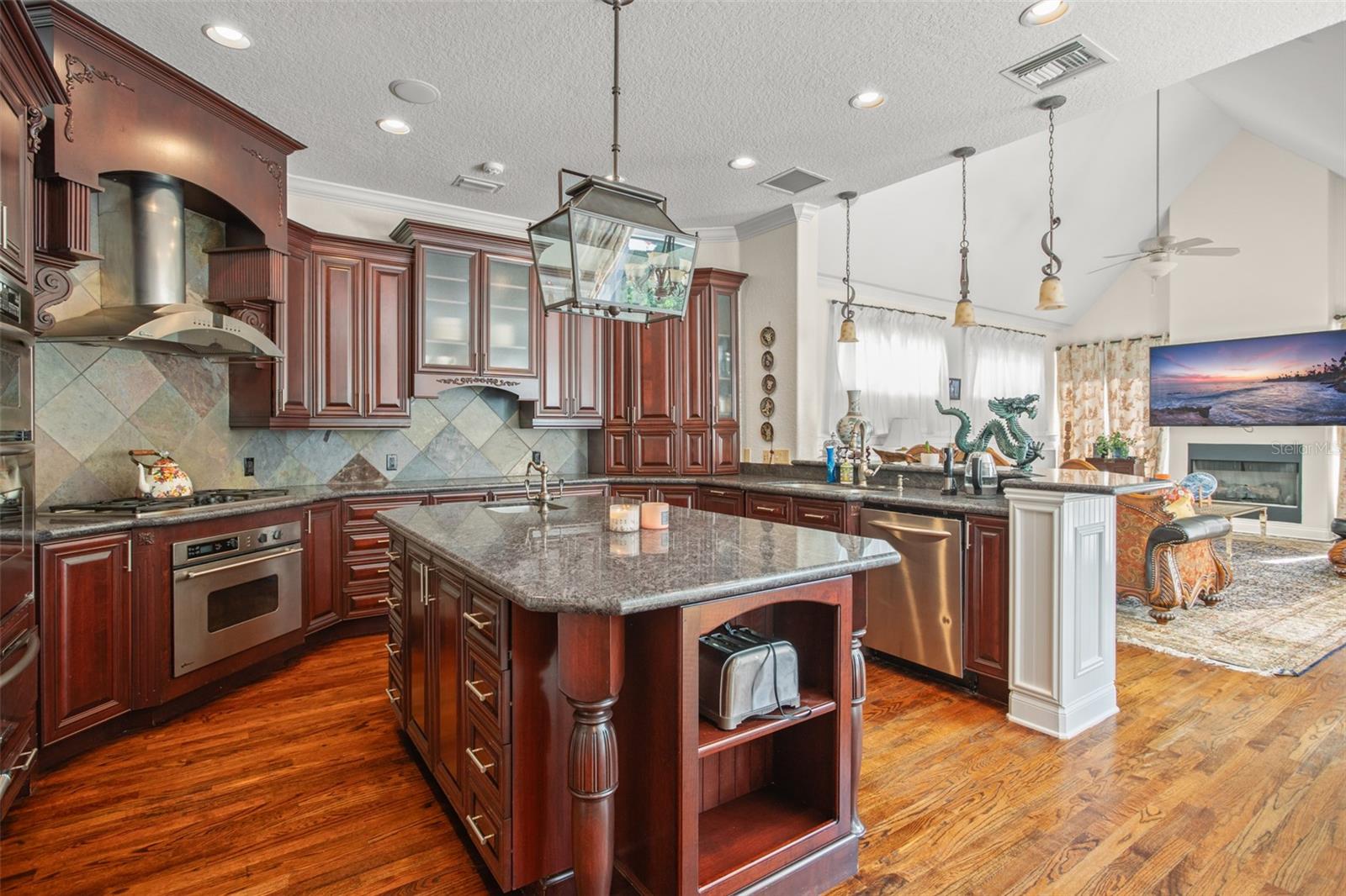 9011 PINNACLE CIR, WINDERMERE, FL, 34786