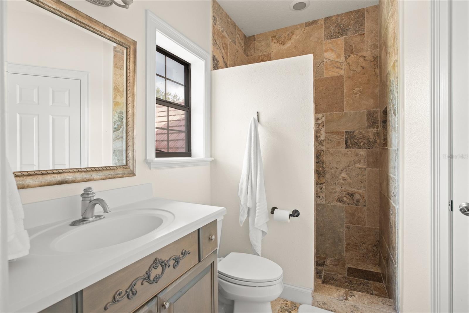 9011 PINNACLE CIR, WINDERMERE, FL, 34786